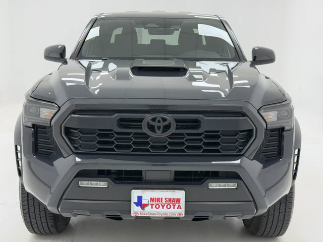 Used 2024 Toyota Tacoma TRD Sport AWD/4WD image 3