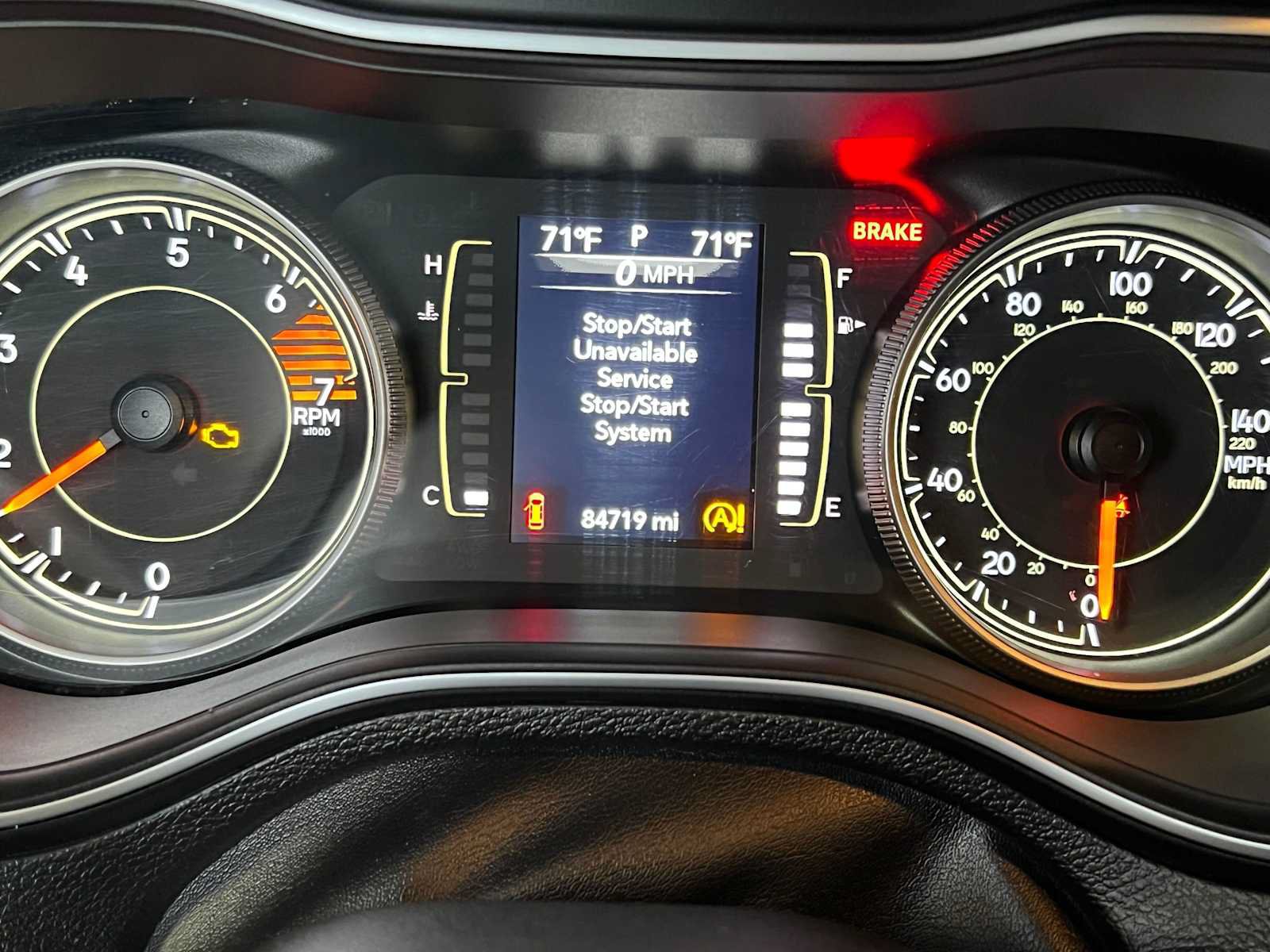 Used 2019 Jeep Cherokee Latitude Plus FWD image 29