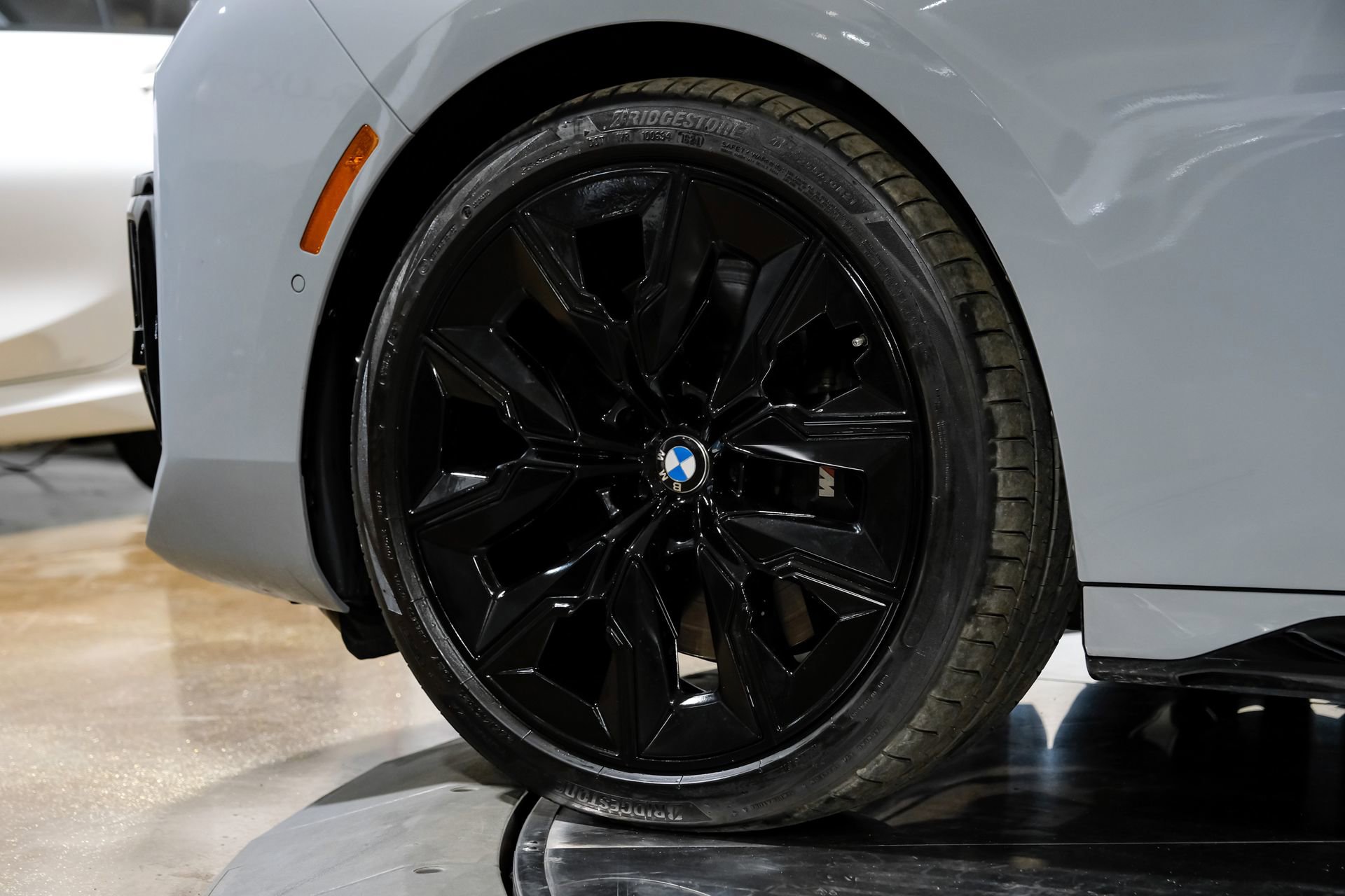 Used 2023 BMW 740i image 58