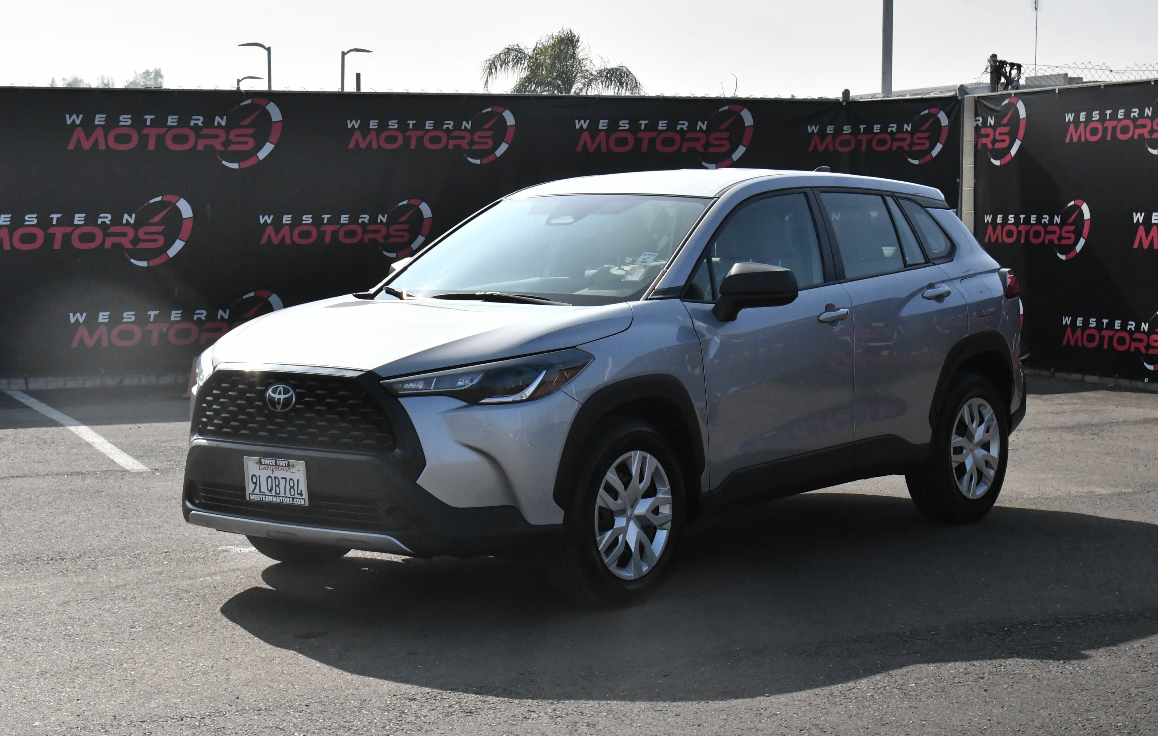 Used 2024 Toyota Corolla Cross L FWD image 3