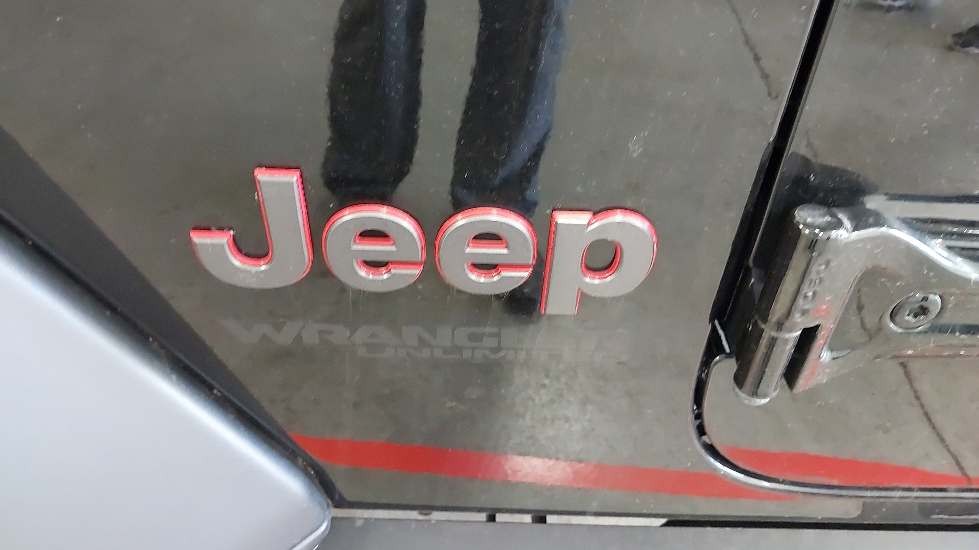 Used 2018 Jeep Wrangler Unlimited Rubicon AWD/4WD image 31