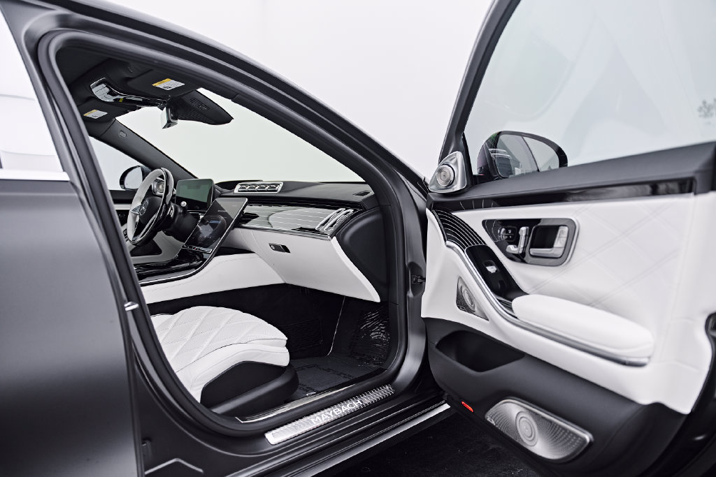 Used 2026 Mercedes-Benz Maybach S 580 4MATIC image 25