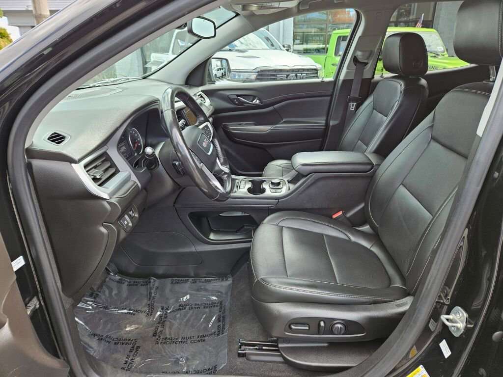 Used 2021 GMC Acadia SLT image 15