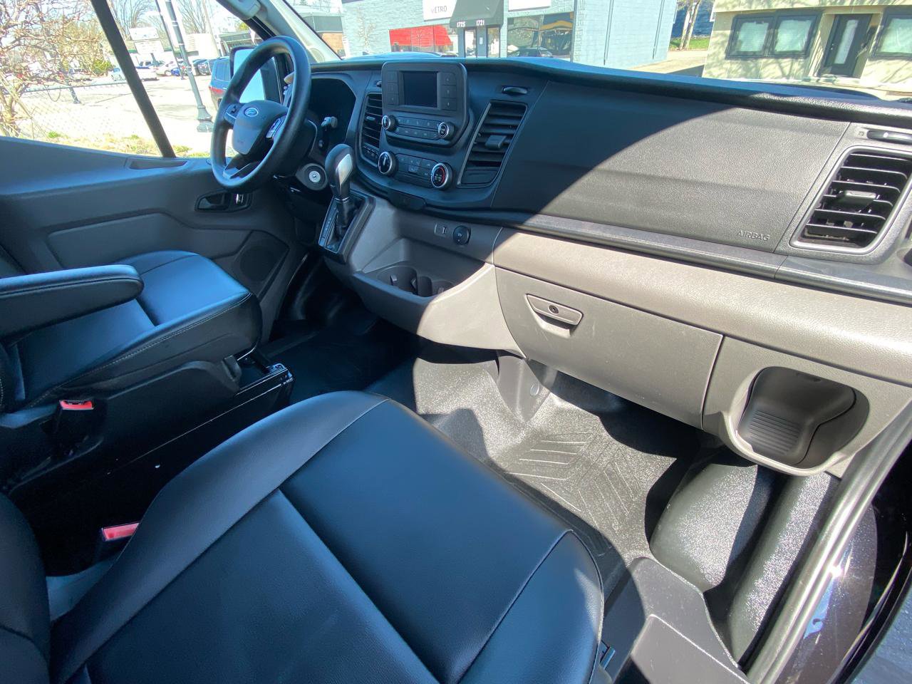 Used 2023 Ford Transit 250 148 High Roof Extended w/ Load Area Protection Package RWD image 22