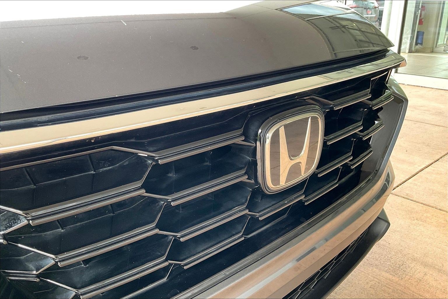 Used 2025 Honda CR-V EX-L image 30