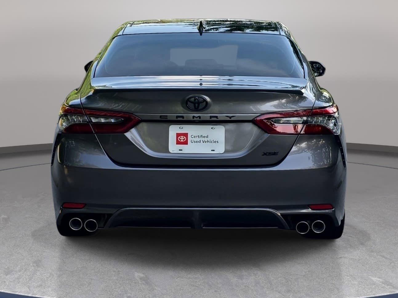 Used 2023 Toyota Camry XSE FWD image 6