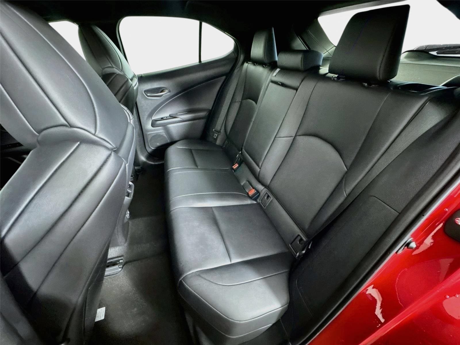 Used 2021 Lexus UX 200 F Sport FWD image 21
