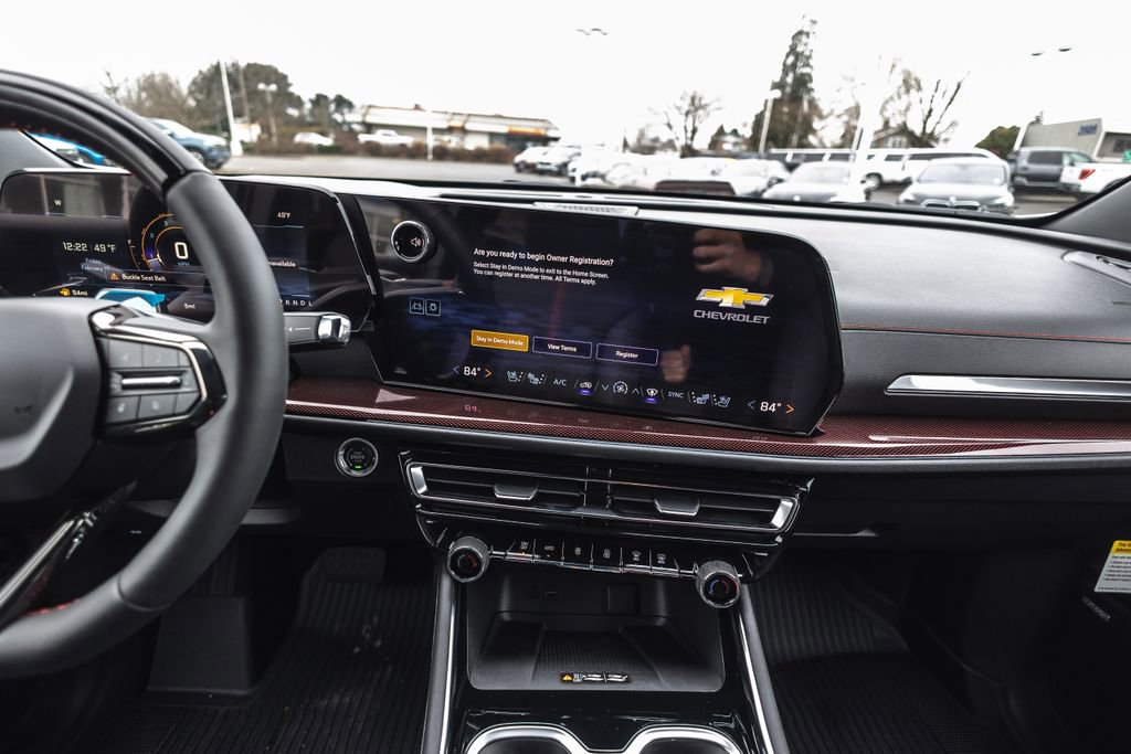 New 2026 Chevrolet Traverse RS w/ LPO, Floor Liner Package image 25