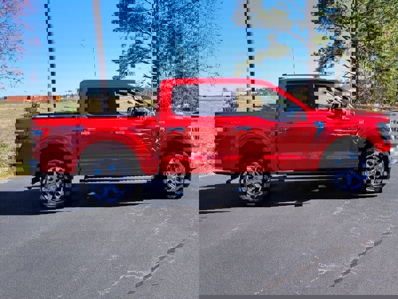 Used 2022 Ford F150 Lariat w/ Equipment Group 502A High AWD/4WD image 12