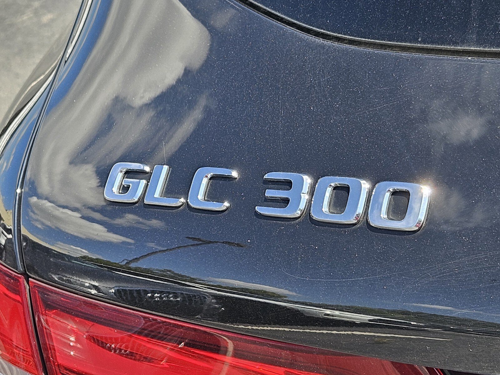 Used 2018 Mercedes-Benz GLC 300 image 32