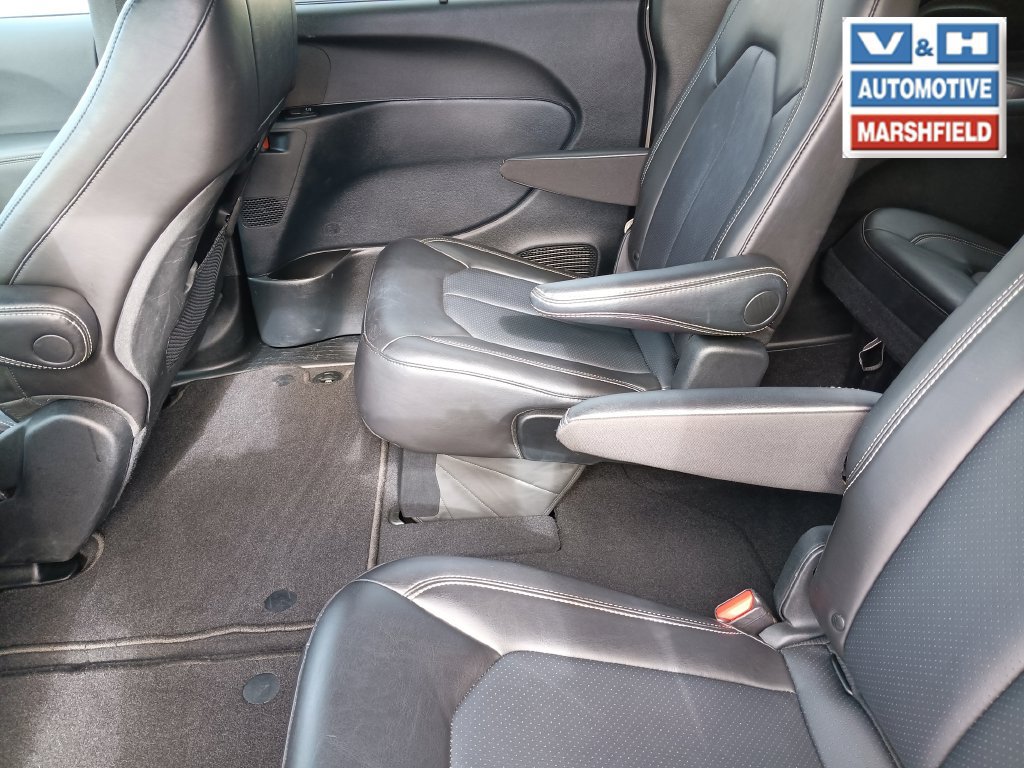 Used 2025 Chrysler Pacifica Select FWD image 22