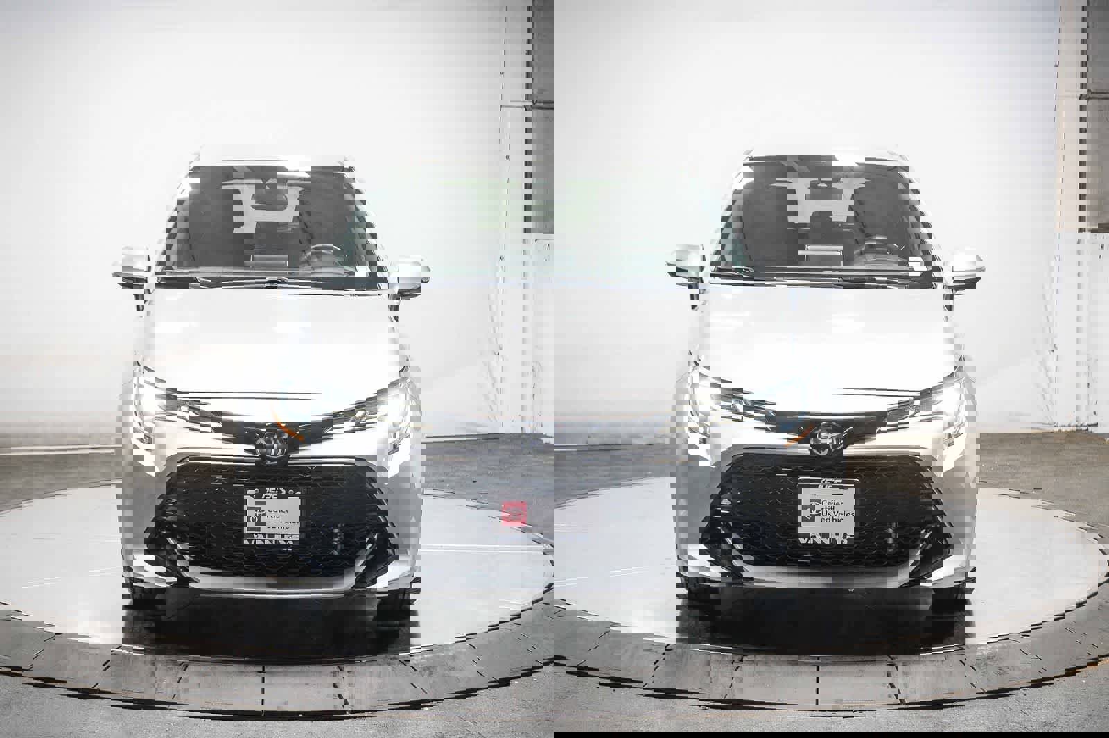 Certified 2019 Toyota Corolla SE w/ Carpet Mat Package image 3