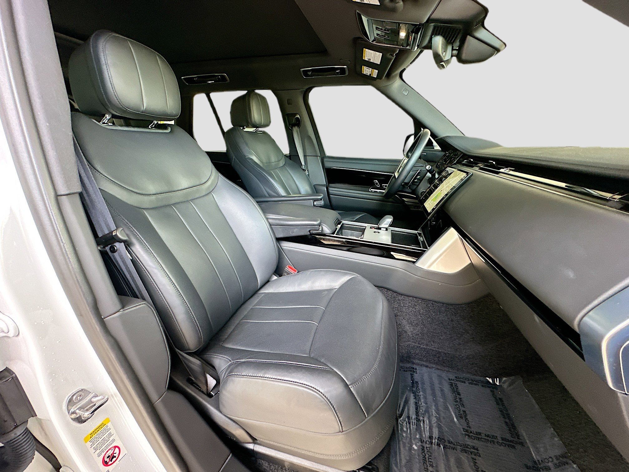 Used 2024 Land Rover Range Rover SE AWD/4WD image 29