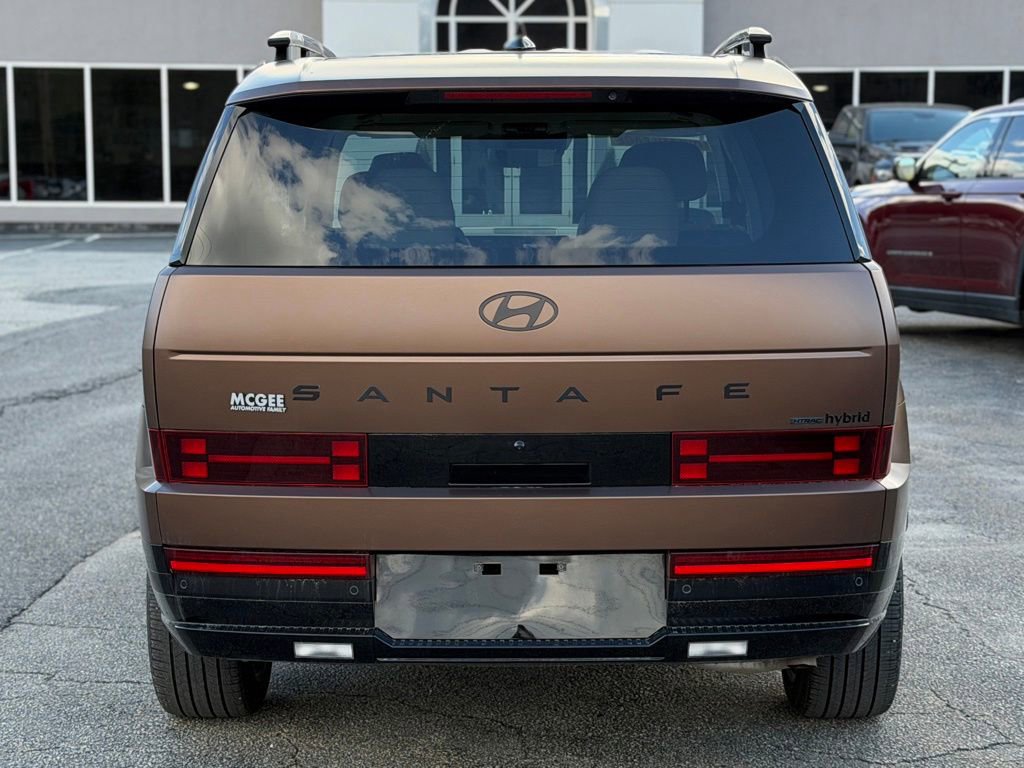 Used 2025 Hyundai Santa Fe Calligraphy AWD/4WD image 4