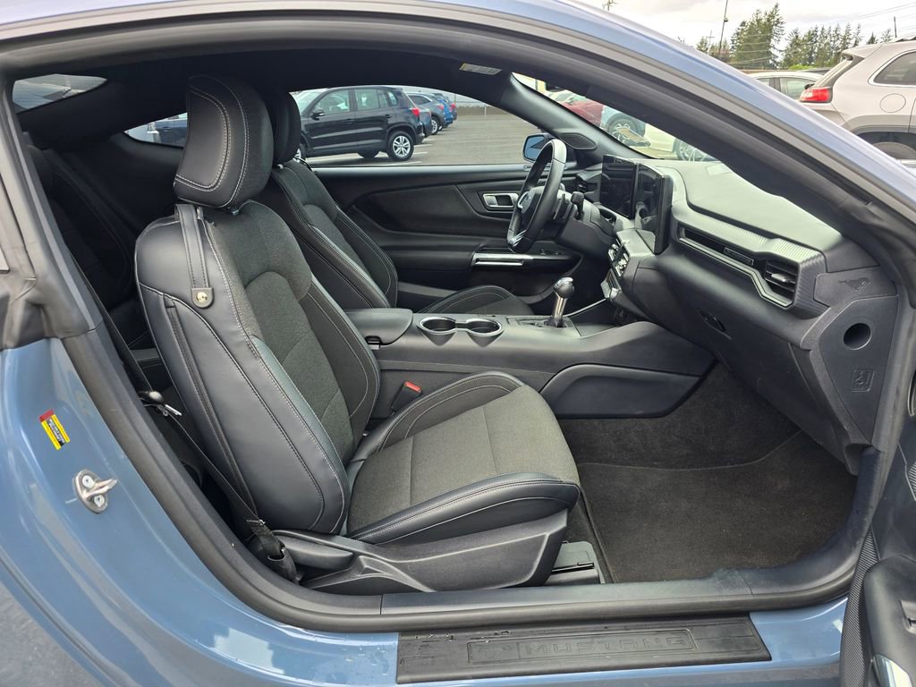 Used 2024 Ford Mustang GT RWD image 11