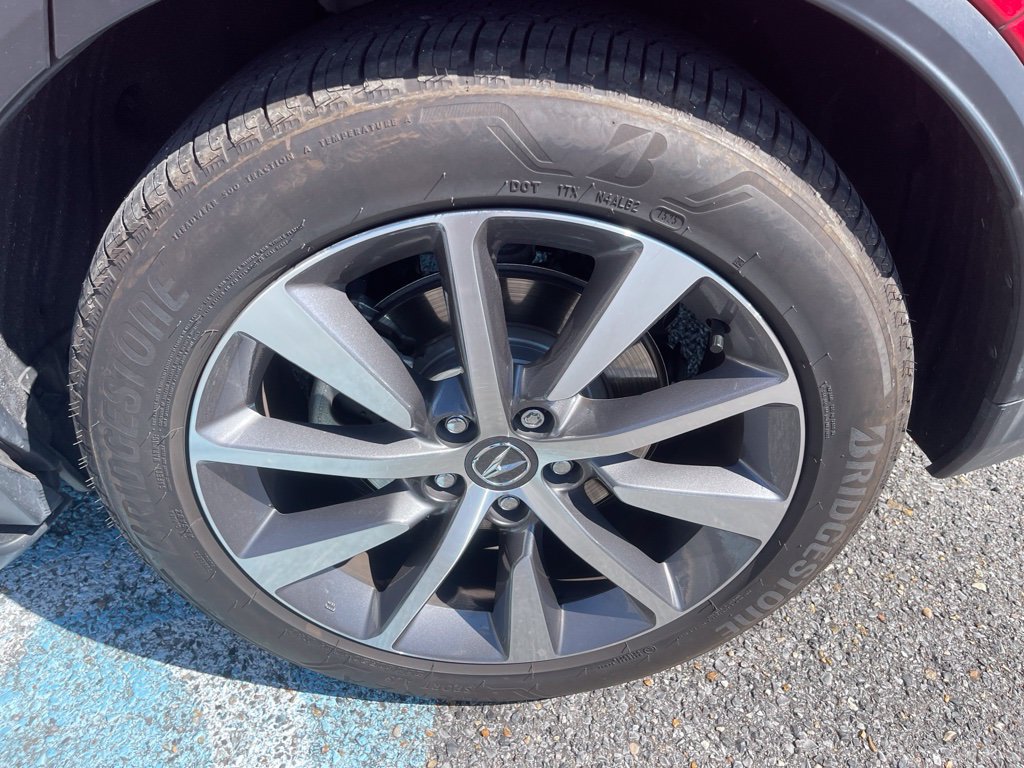 Certified 2025 Acura MDX w/ Technology Package AWD/4WD image 14