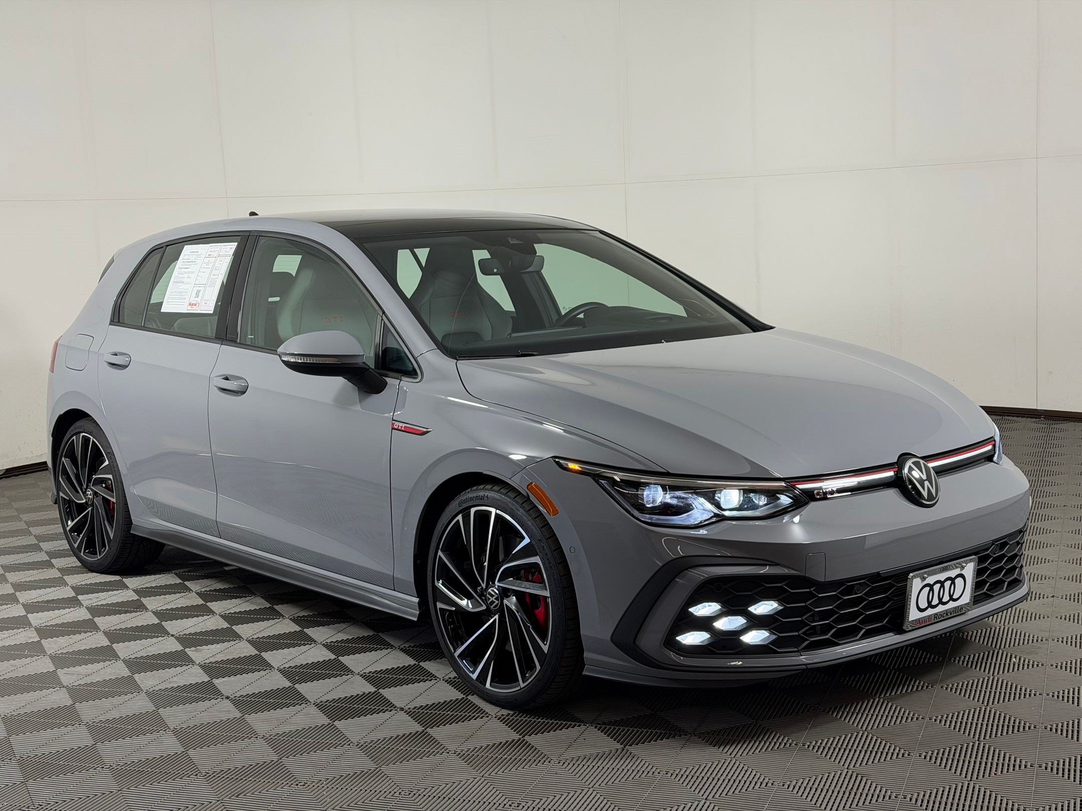 Used 2024 Volkswagen GTI Autobahn FWD image 7
