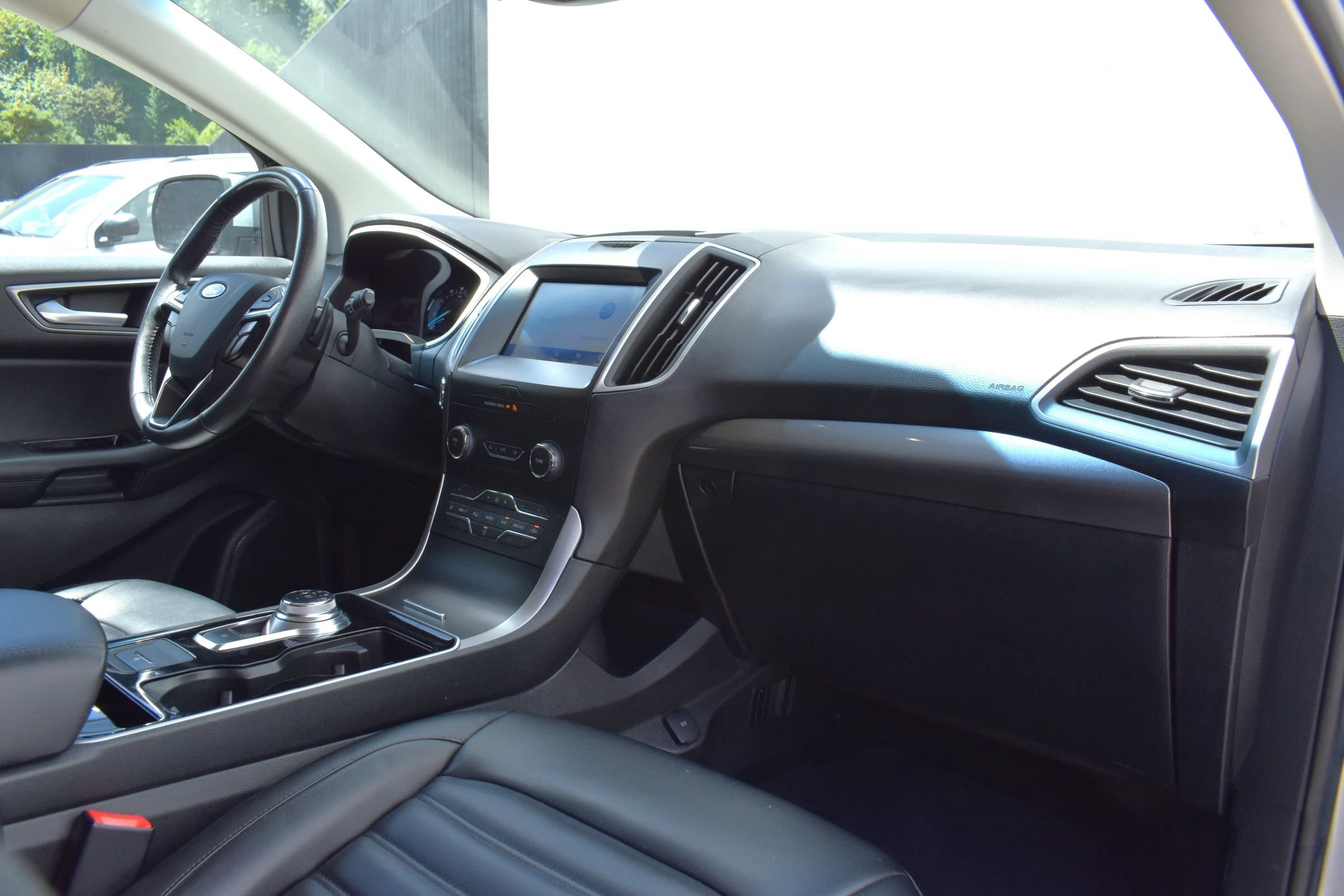 Used 2020 Ford Edge SEL AWD/4WD image 48