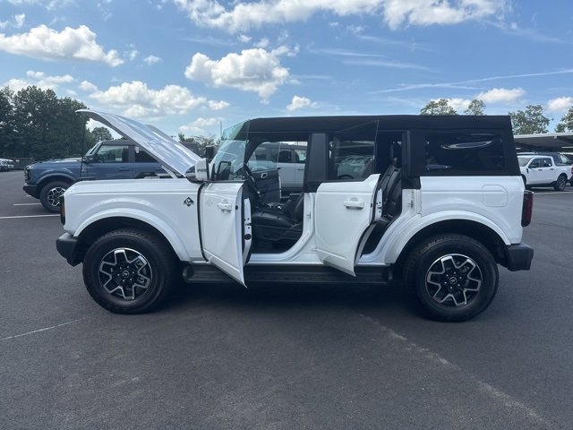 New 2025 Ford Bronco Outer Banks image 26