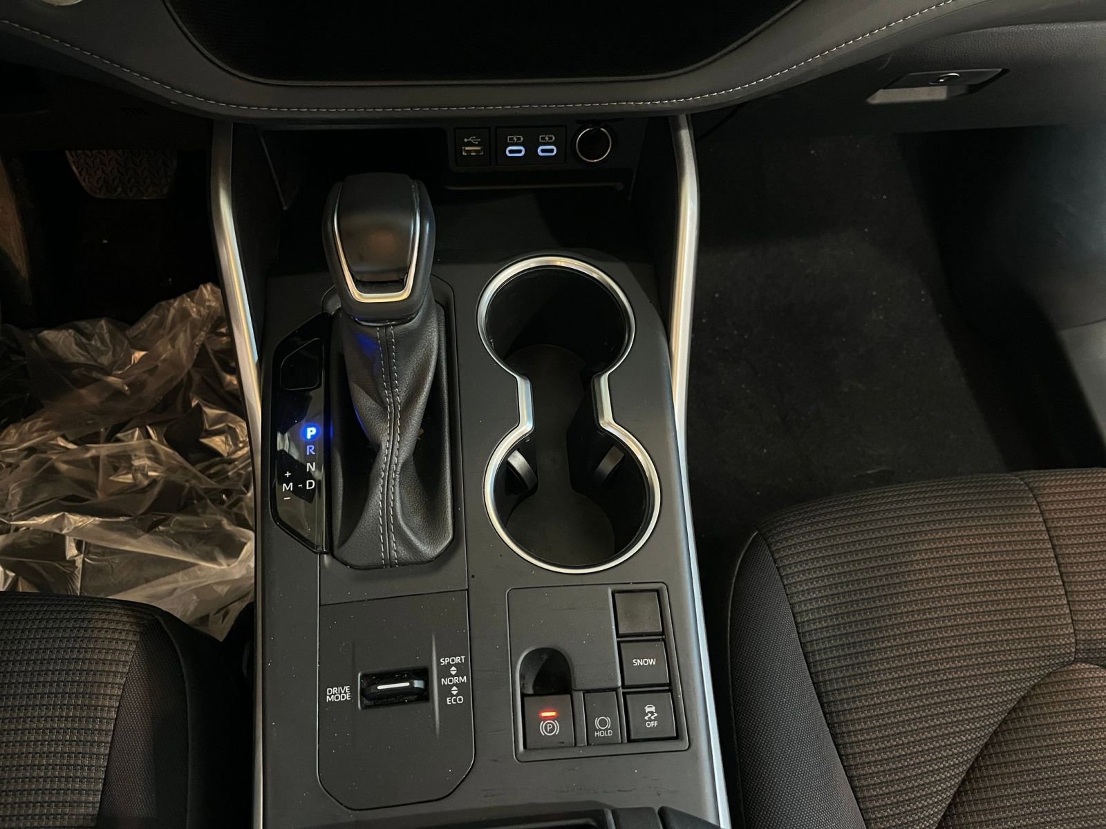 Used 2025 Toyota Highlander LE image 43