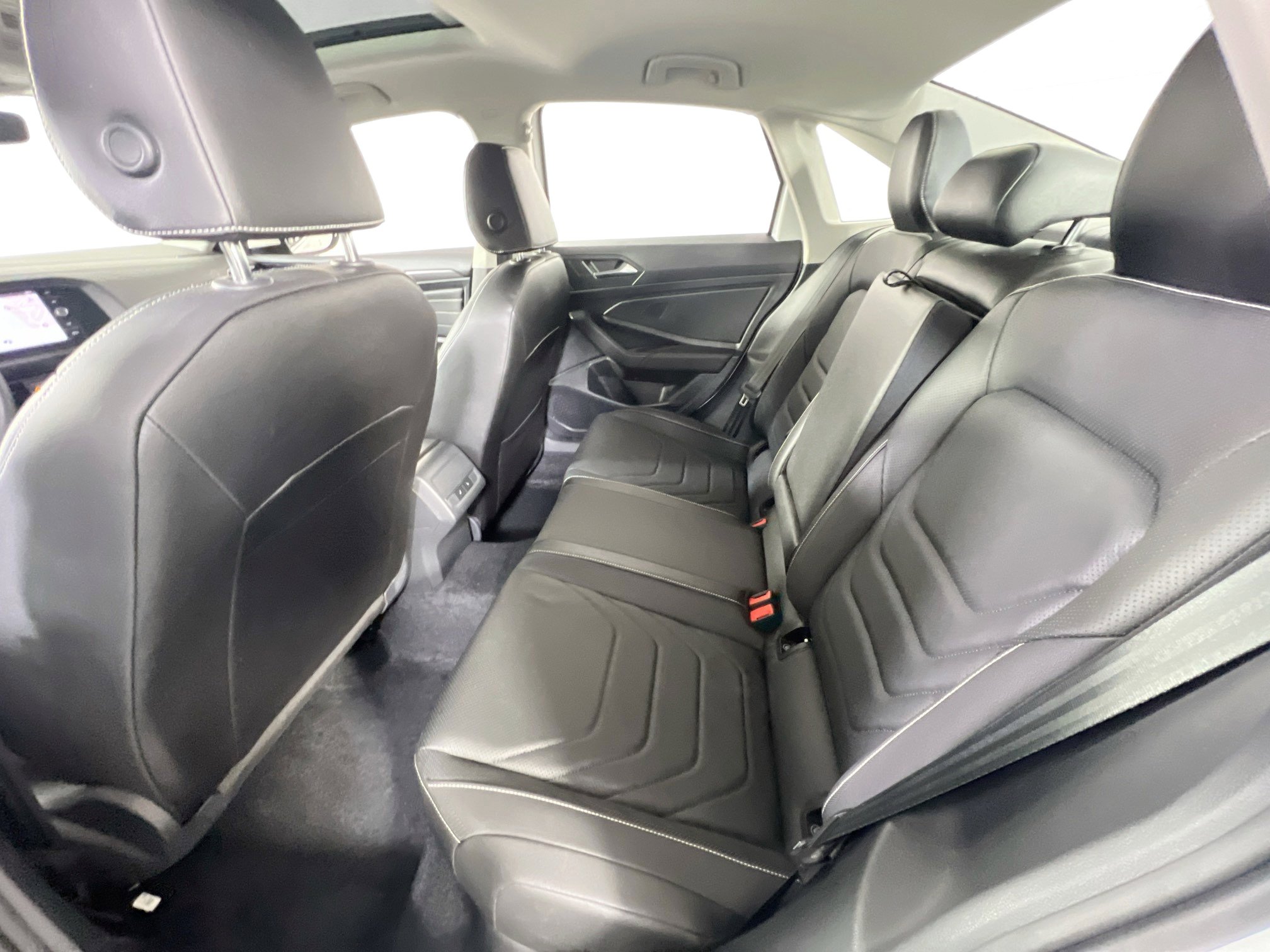 Used 2022 Volkswagen Jetta SEL image 25