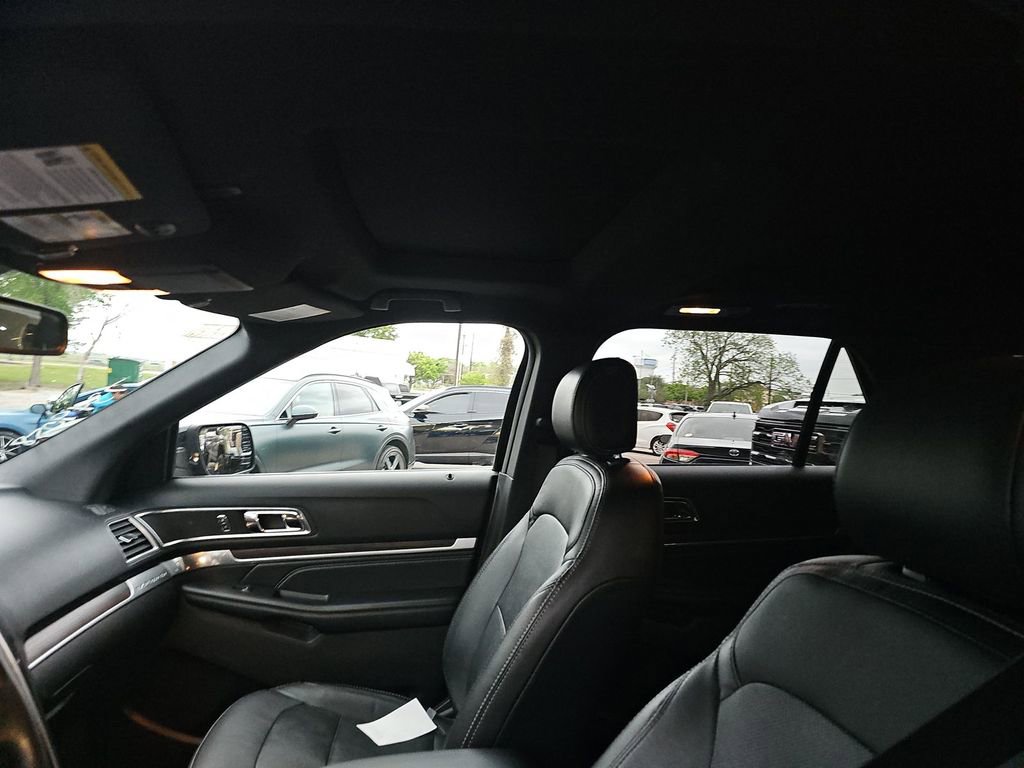 Used 2017 Ford Explorer Limited w/ Equipment Group 301A image 12