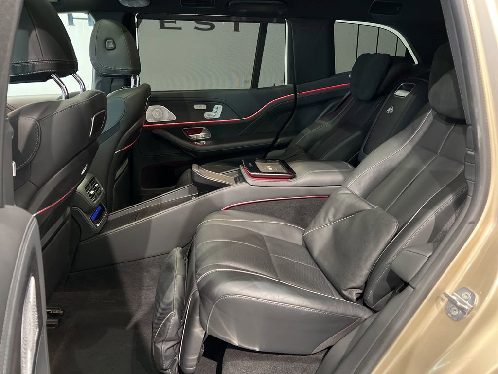 Used 2021 Mercedes-Benz Maybach GLS 600 4MATIC image 40