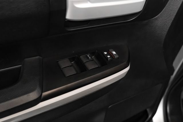 Used 2019 Toyota Tundra SR5 w/ SR5 Upgrade Package AWD/4WD image 36