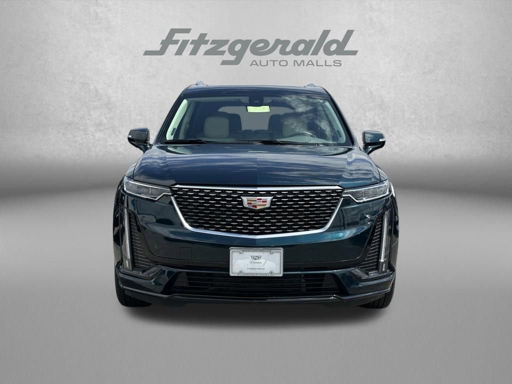 Used 2024 Cadillac XT6 Premium Luxury image 3