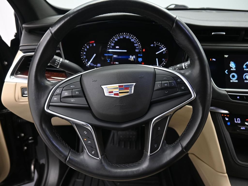 Used 2018 Cadillac XT5 Premium Luxury AWD/4WD image 12