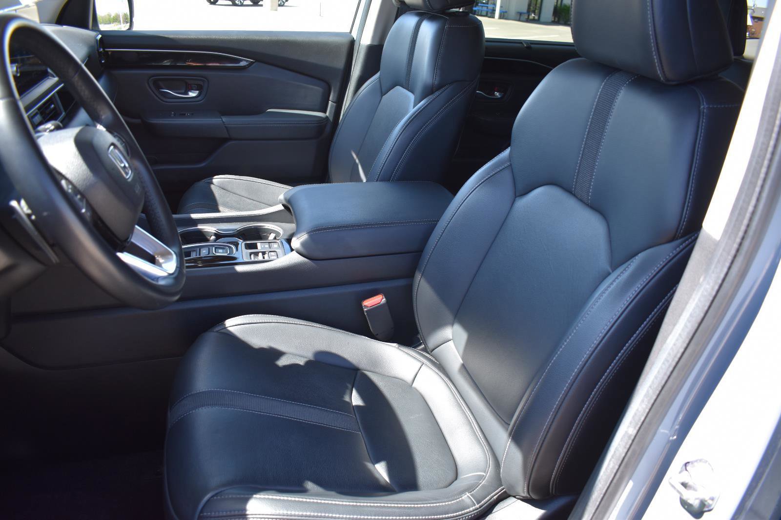 Used 2023 Honda Pilot Touring image 28