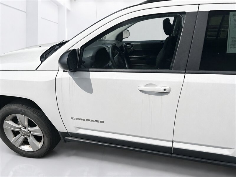 Used 2011 Jeep Compass 4WD image 20