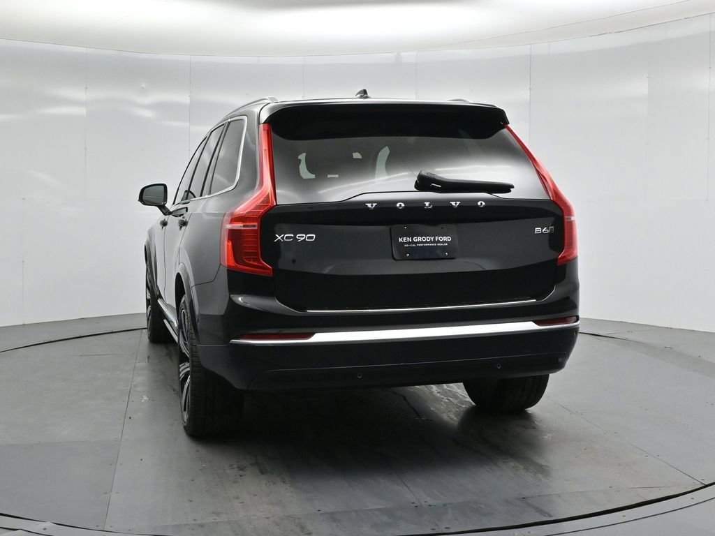 Used 2023 Volvo XC90 B6 Ultimate w/ Protection Package Premier image 27