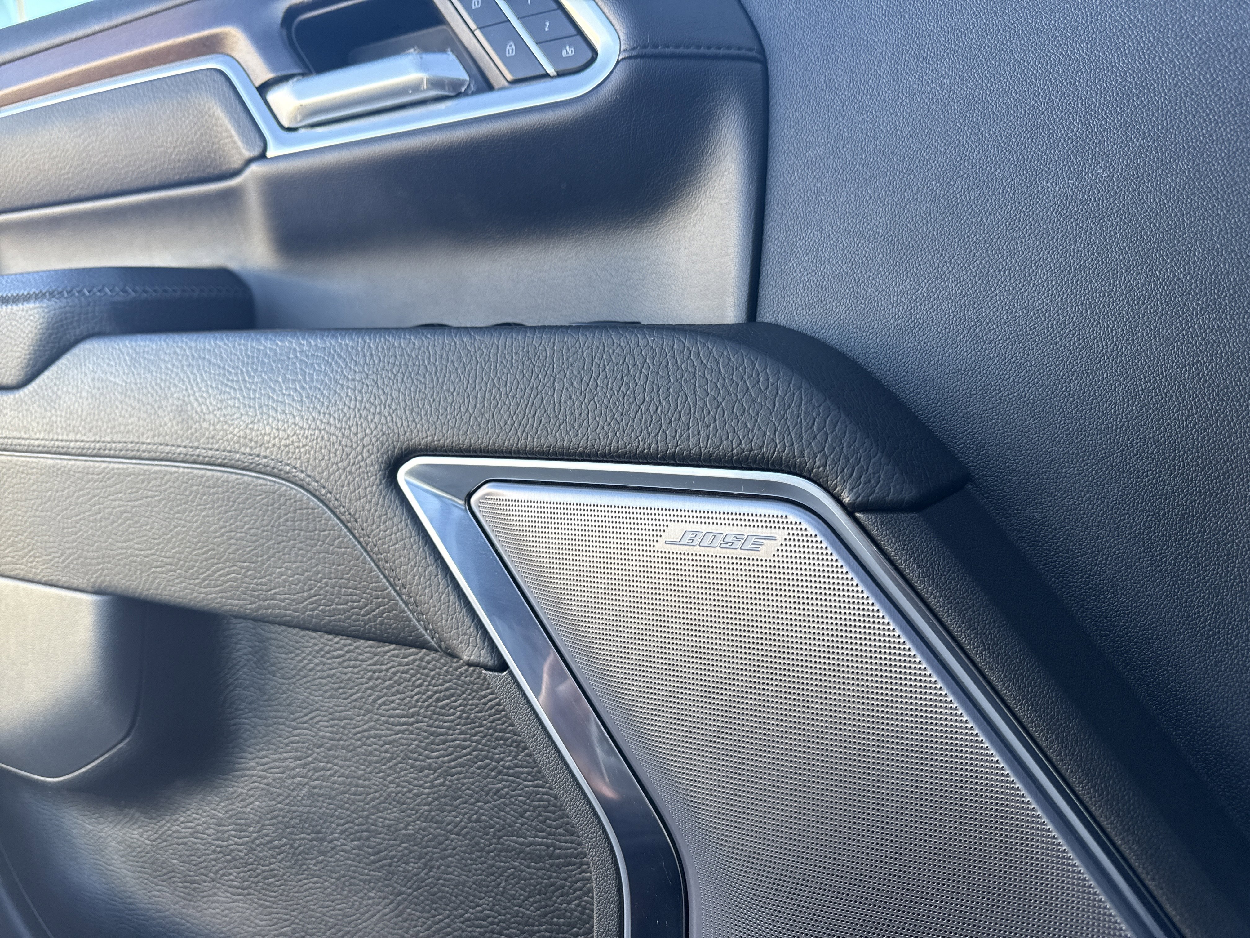 Used 2024 GMC Sierra 3500 Denali w/ Denali Reserve Package image 17