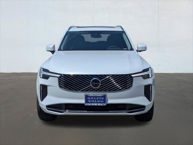 New 2026 Volvo XC90 B6 Plus w/ Protection Package AWD/4WD image 4