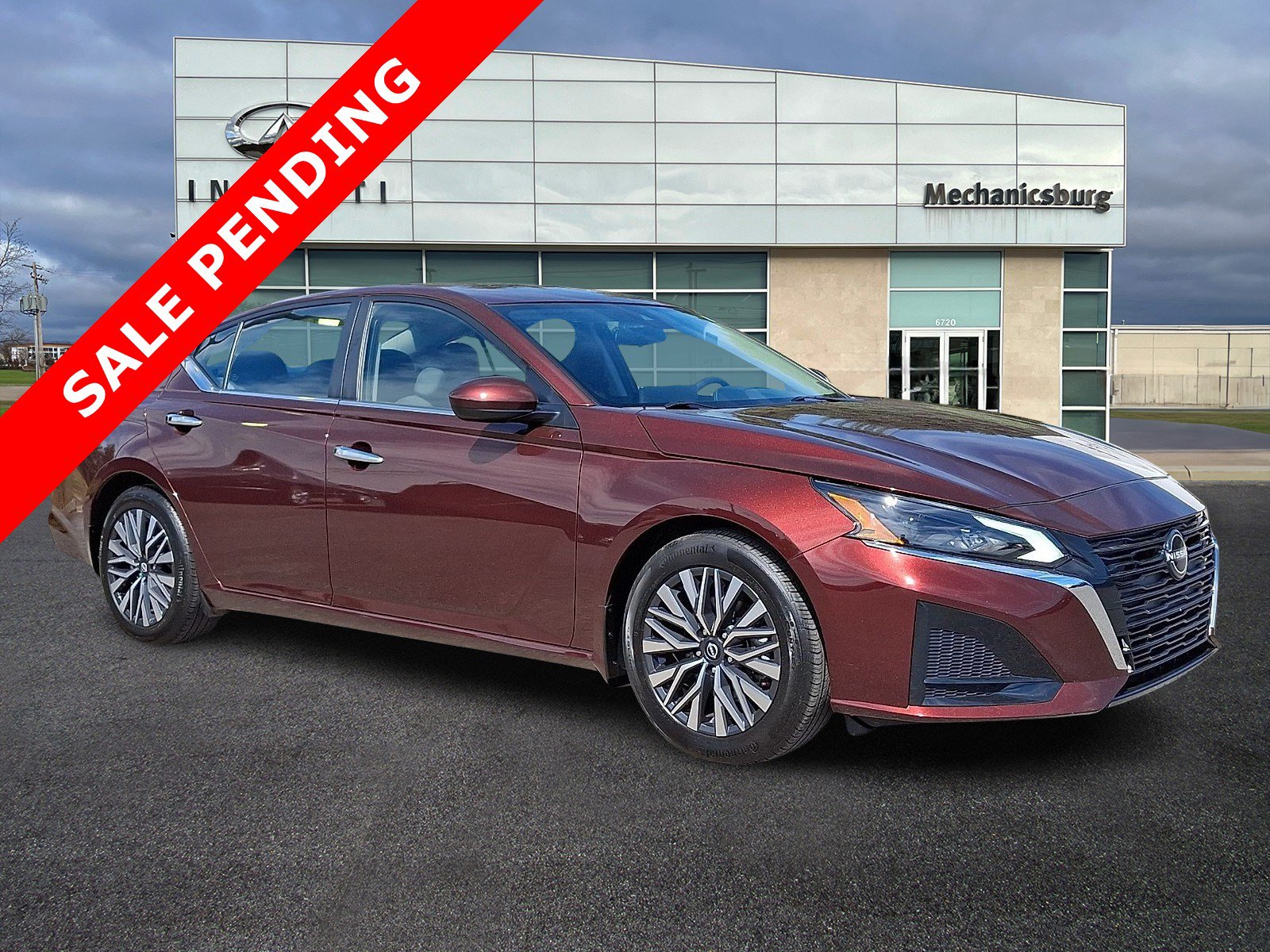 Used 2024 Nissan Altima 2.5 SV w/ SV Premium Package
