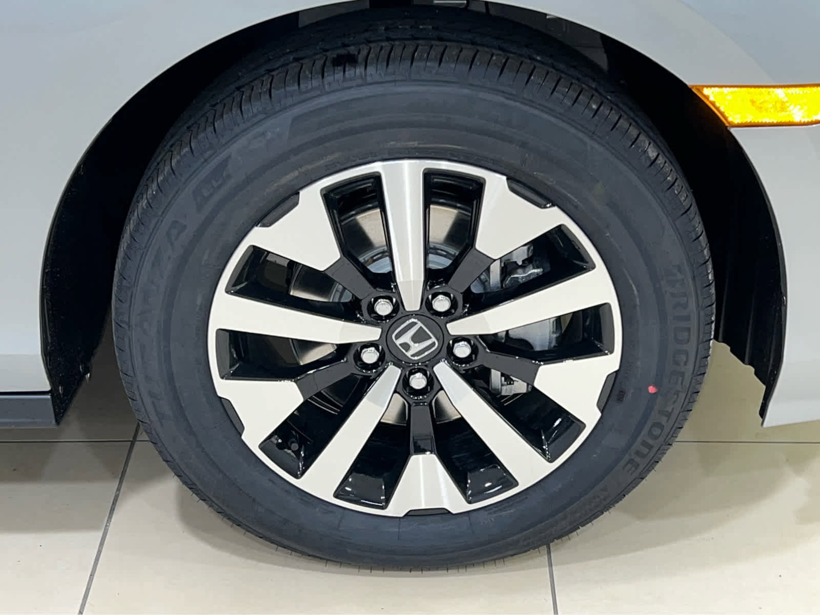 New 2026 Honda Odyssey EX-L image 5