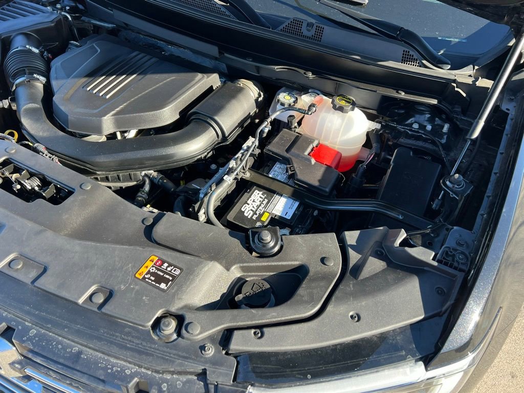 Used 2024 GMC Acadia Elevation image 44