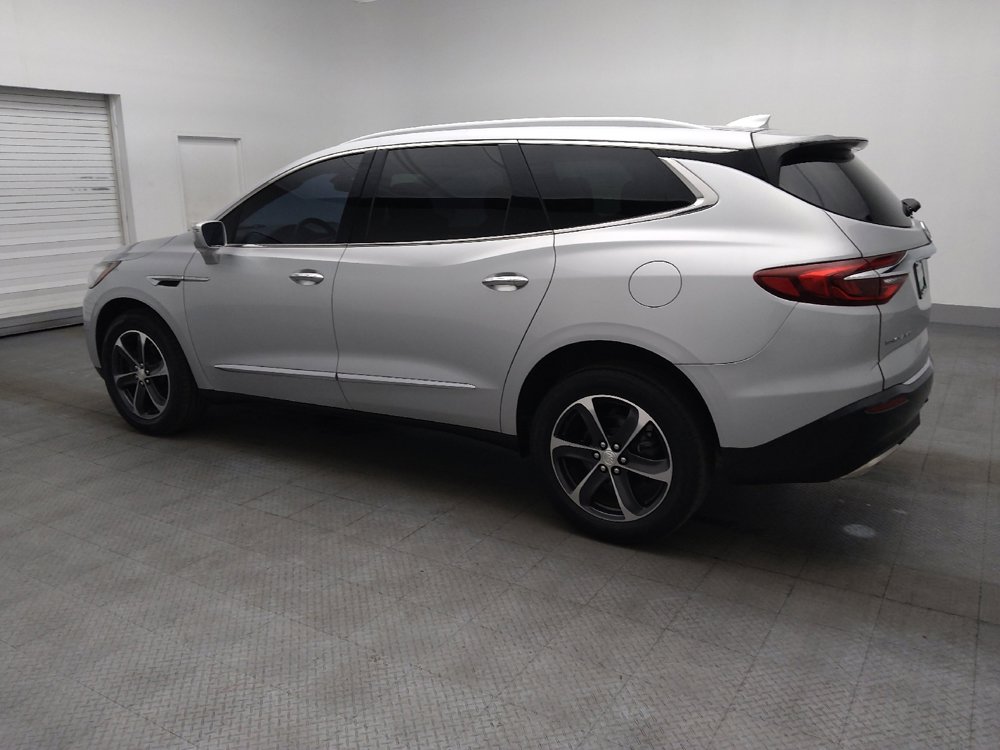 Used 2020 Buick Enclave Essence w/ Sport Touring Edition FWD image 3