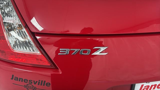 Used 2017 Nissan 370Z Touring image 29