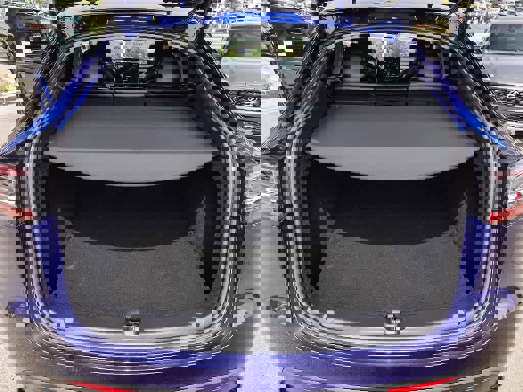 Used 2024 Tesla Model Y Long Range image 26