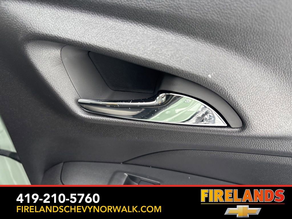 New 2026 Chevrolet Trax ACTIV w/ Sunroof Package image 35