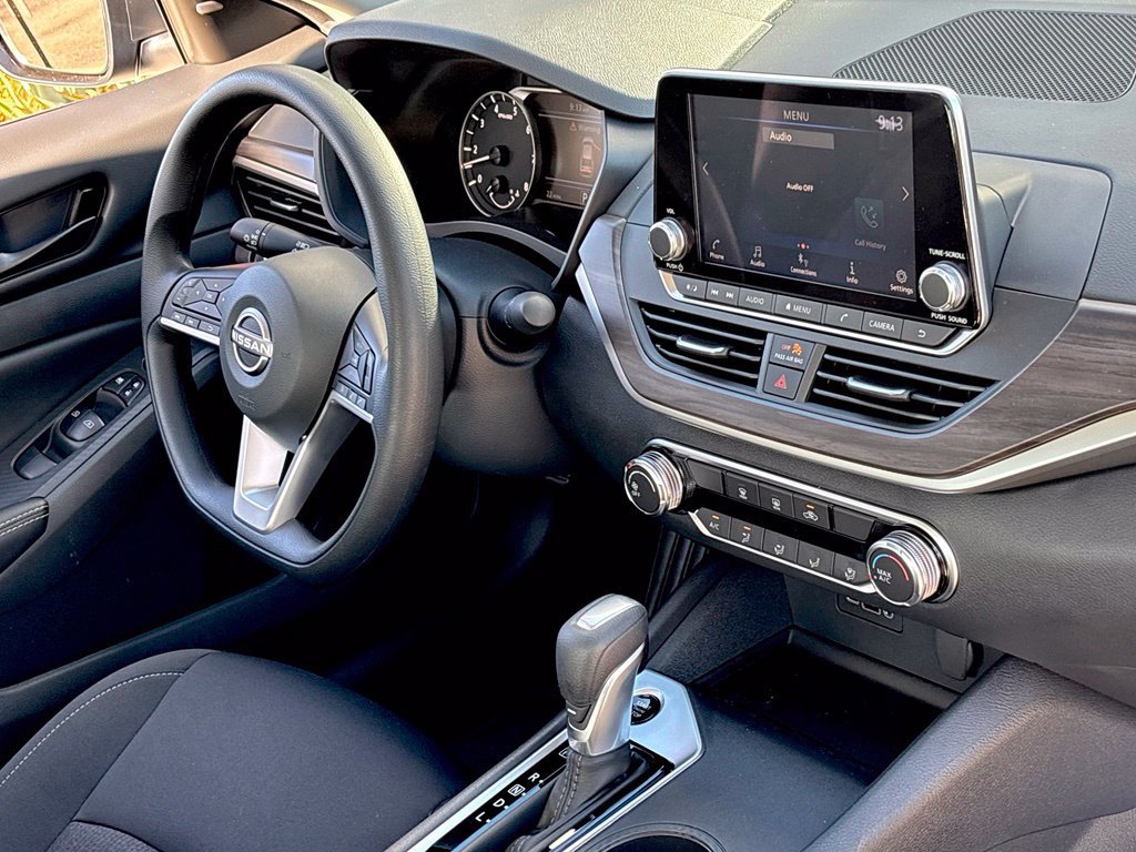 New 2026 Nissan Altima 2.5 SV FWD image 24