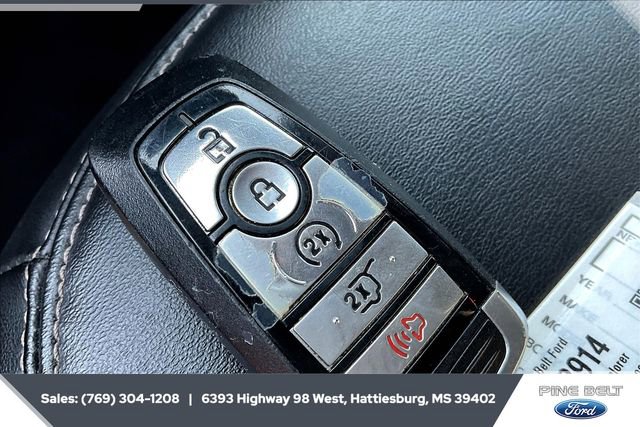 Certified 2024 Ford Explorer XLT w/ Equipment Group 202A image 9