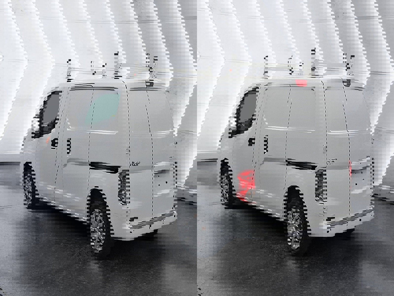 Used 2018 Nissan NV200 SV w/ Navigation Package image 4