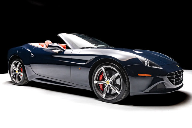 Used 2016 Ferrari California T RWD image 29