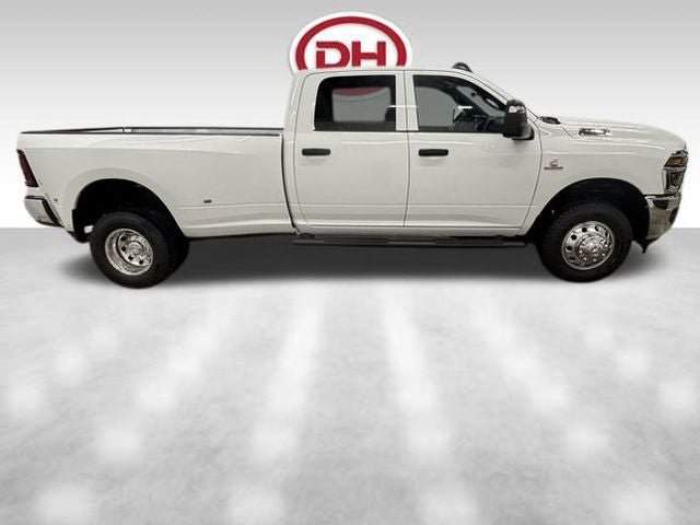New 2026 RAM 3500 Tradesman AWD/4WD image 2