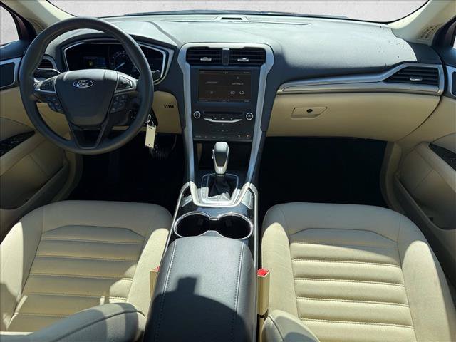 Used 2014 Ford Fusion SE FWD image 15
