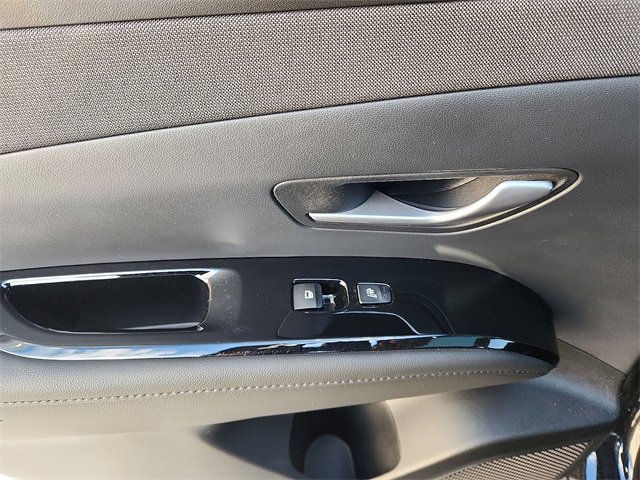 Certified 2023 Hyundai Tucson Limited image 27