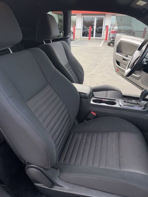 Used 2014 Dodge Challenger SXT w/ Super Sport Group (SS/T) image 19